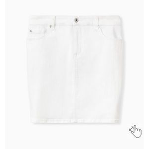 Torrid Denim White Mini Skirt Size 14